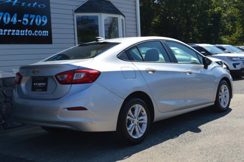 Used 2019 Chevrolet Cruze LS w/ LS Convenience Package image 5