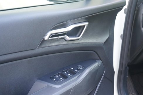 Used 2024 Kia Sportage LX image 20