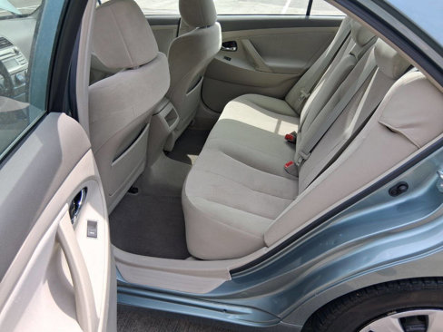 Used 2011 Toyota Camry LE image 13