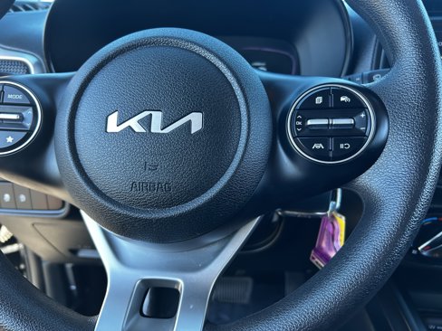 Used 2023 Kia Soul LX w/ LX Technology Package image 24
