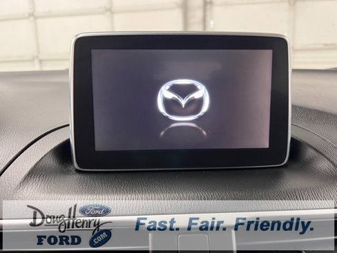 Used 2016 MAZDA MAZDA3 i Touring image 41
