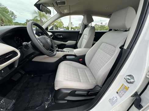 Used 2023 Honda HR-V LX image 23