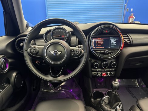 Used 2016 MINI Cooper 4-Door Hardtop image 24
