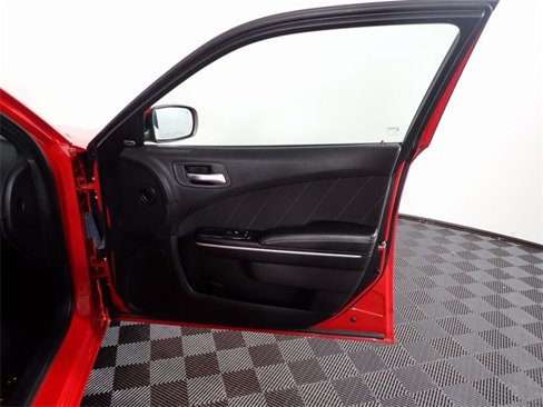 Used 2022 Dodge Charger SXT image 27