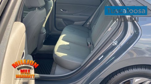 Used 2024 Hyundai Elantra SEL image 24
