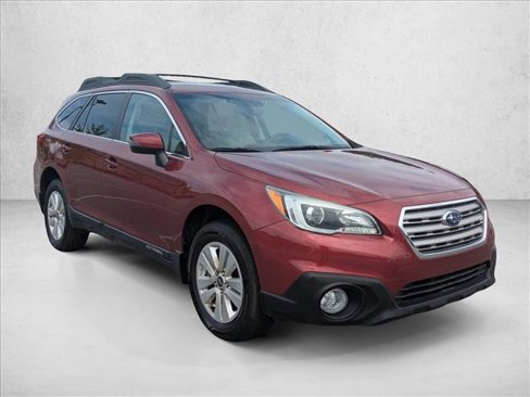 Used 2015 Subaru Outback 2.5i Premium image 3