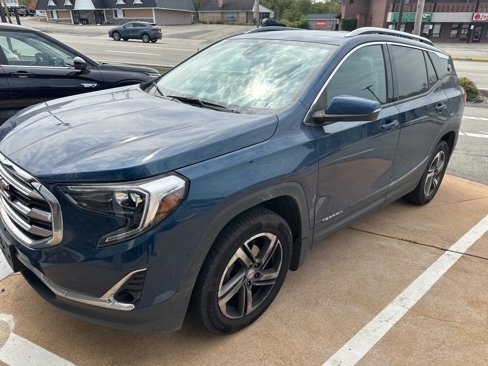 Used 2021 GMC Terrain SLT w/ Infotainment Package II image 1