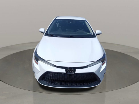 Used 2022 Toyota Corolla LE image 9