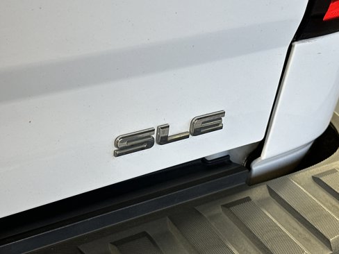 Used 2018 GMC Sierra 1500 SLE w/ SLE Value Package image 16