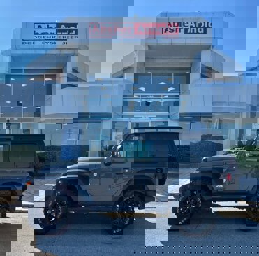Used 2019 Jeep Wrangler Sport image 2