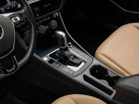 Used 2019 Volkswagen Jetta SEL image 11
