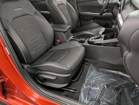 Used 2023 Kia Forte GT-Line w/ GT-Line Premium Package image 28