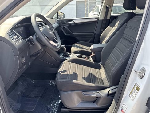 Certified 2022 Volkswagen Tiguan S image 15