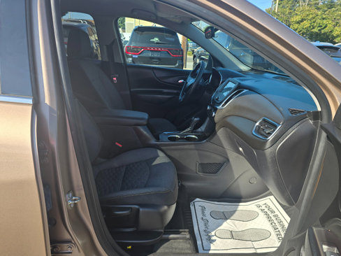 Used 2018 Chevrolet Equinox LT image 14