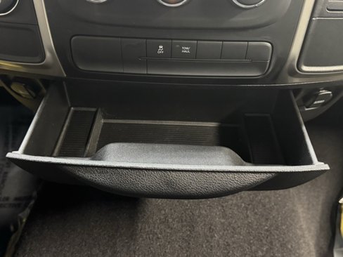 Used 2016 RAM 1500 Classic SLT image 22