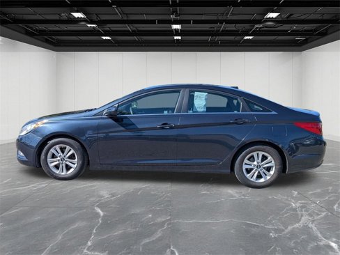 Used 2013 Hyundai Sonata GLS w/ Popular Equipment Pkg image 2