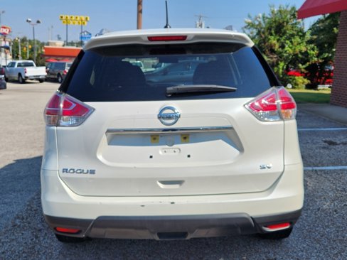 Used 2015 Nissan Rogue SV image 7