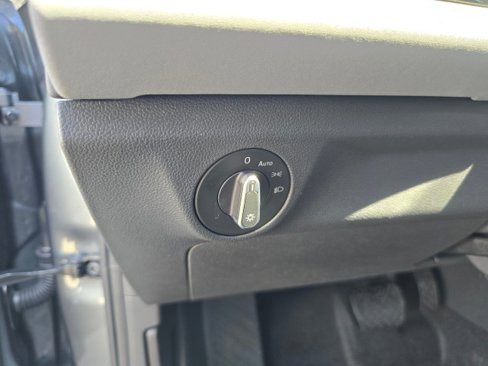 New 2025 Volkswagen Jetta SE image 27