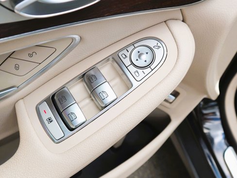 Used 2021 Mercedes-Benz GLC 300 image 17