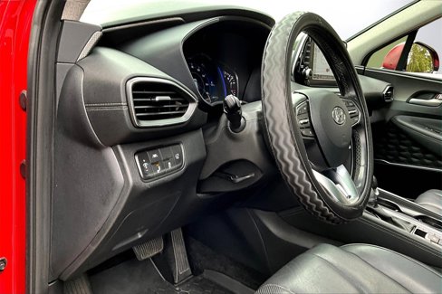 Used 2020 Hyundai Santa Fe Limited image 18
