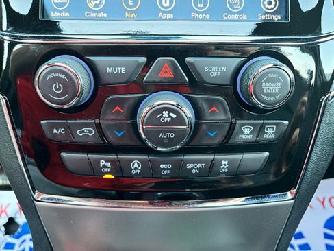 Used 2021 Jeep Grand Cherokee Limited w/ Sun & Sound Group image 40