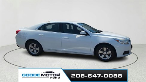 Used 2016 Chevrolet Malibu LT image 2