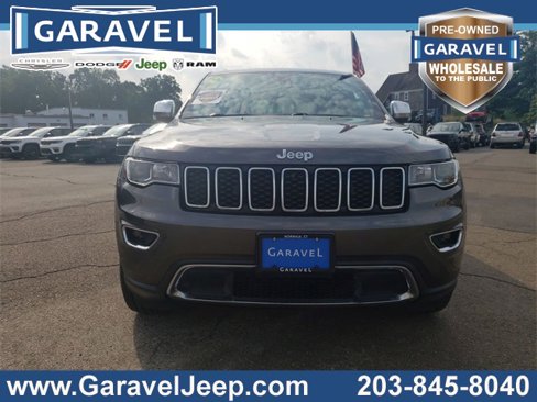 Used 2017 Jeep Grand Cherokee Limited image 12