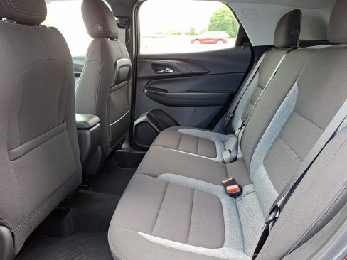 Used 2022 Chevrolet TrailBlazer LT w/ Driver Confidence Package image 11