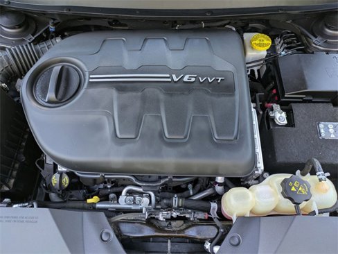Used 2019 Jeep Cherokee Limited image 29