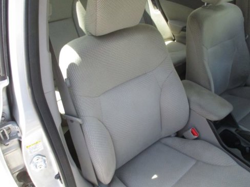 Used 2012 Honda Civic Hybrid Sedan image 22