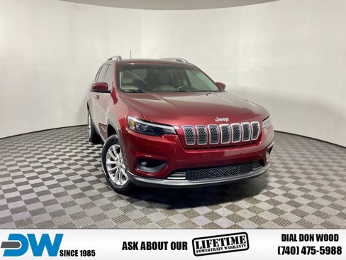 Used 2019 Jeep Cherokee Latitude w/ Cold Weather Group image 1