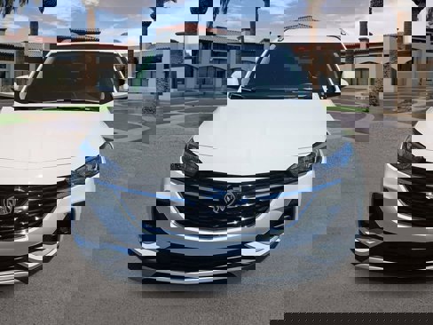 Used 2021 Buick Encore GX Select image 3