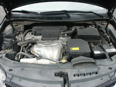 Used 2015 Toyota Camry SE image 16