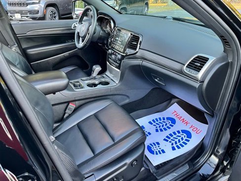 Used 2021 Jeep Grand Cherokee Limited w/ Sun & Sound Group image 21