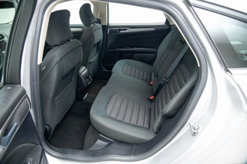 Used 2019 Ford Fusion SE image 6