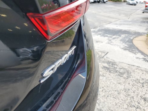 Used 2020 Honda Accord Sport image 8