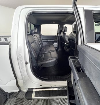 Used 2022 Ford F150 Lariat image 5