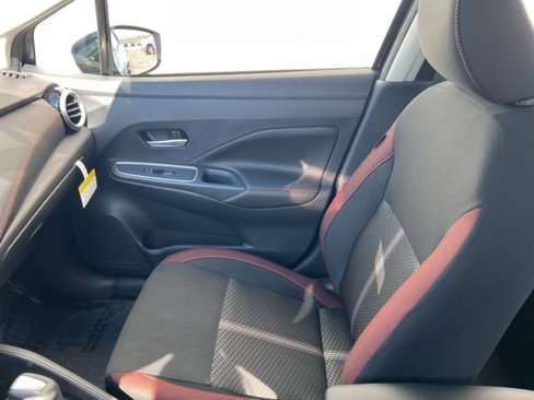 New 2025 Nissan Versa SR w/ Trunk Package image 7