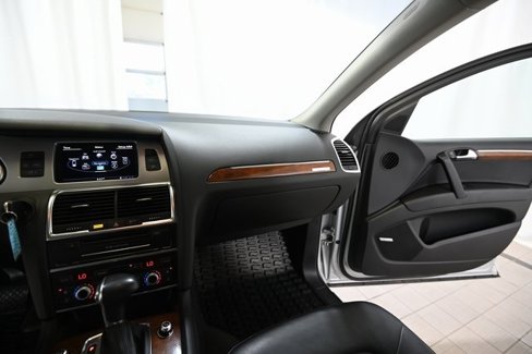 Used 2015 Audi Q7 3.0T Premium Plus w/ Premium Plus Package image 32