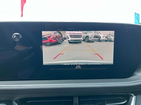 New 2025 Buick Envista Preferred image 29