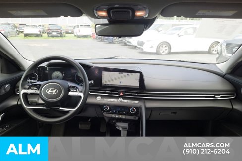 Used 2024 Hyundai Elantra SEL image 20