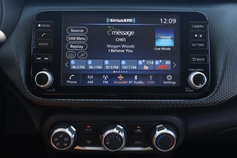 Used 2024 Nissan Kicks SV image 29