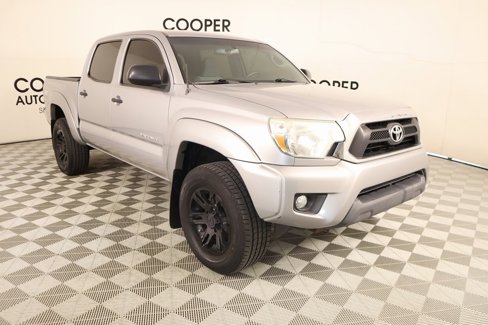 Used 2015 Toyota Tacoma PreRunner image 1