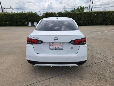 Certified 2024 Nissan Versa S w/ Trunk Package image 6