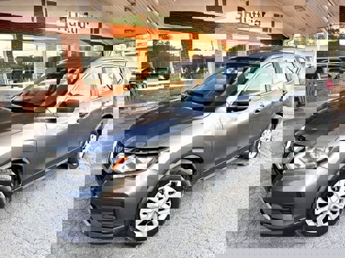 Used 2020 Nissan Rogue S image 1