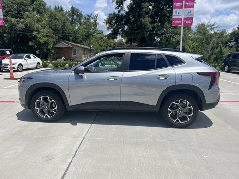 Used 2024 Chevrolet Trax LT image 8