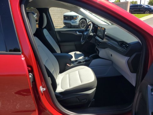 Used 2023 Ford Escape Active w/ Tech Pack #2 image 9