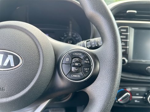 Used 2020 Kia Soul LX image 18