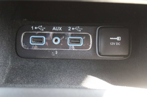 Used 2020 Jeep Grand Cherokee Altitude image 34
