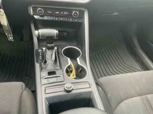 Used 2022 Kia K5 LX image 24